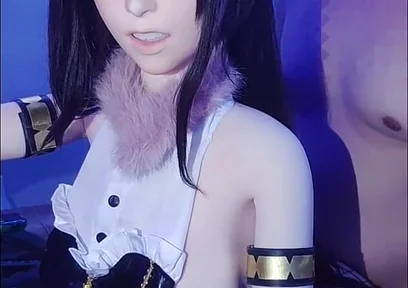 After Dark at the Honey Bee Inn. Tifa's Buzzing for You!