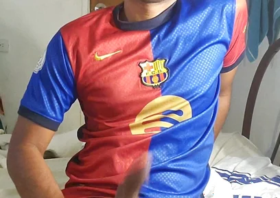 Hi, My Name Is Charly, I'm 22cm and I'm Active, I Masturbate with Both Hands