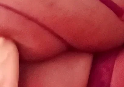 Intentando Comer Dos Juguetotes Por El Culo!!!!