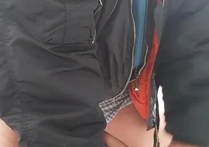 To Get Horny in the Wc, Dirty, Smelly, Wett. Dj -bro