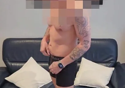 Bisexual Athletic Daddy Get's His Big Cock Sucked and Cums in My Mouth After Beeing Convinced to a Casting