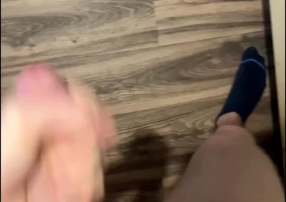 Horny 18yo Twink Jerks off & Moans Loud - Huge Cum Explosion!