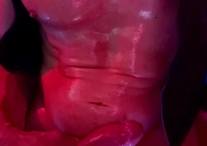 Muscle Bro Jerks Cock Oiled up