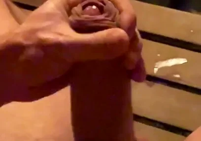 Jacking off in the Hotel Sauna