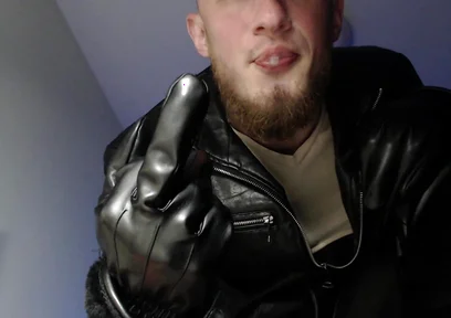 Leather Lord Spit