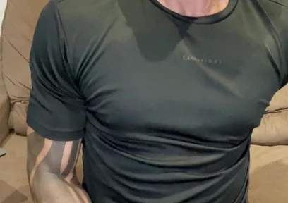 Sunday, Black T-shirt Covered of Cum!