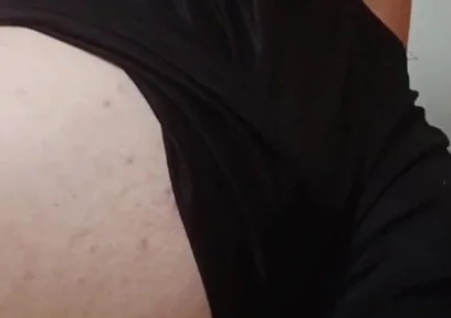 I Like to Show off on the Internet in Exchange for Money