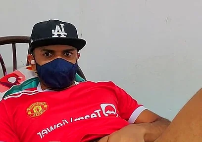 Huge Cock Is Masturbated