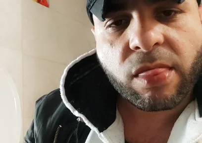 Dirty Play in the Bathroom, Sox and Feets