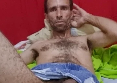 I Love to Orgasm for the Whole World to See.