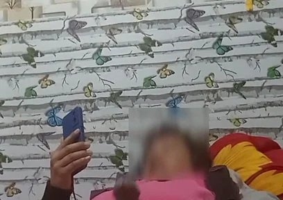 Your Bestfriend Who Loves to Jerk off While Watching Bold.