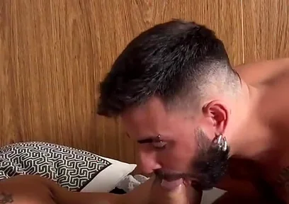 Big Uncut Cock Hung Papi Caio Venturini Fucks Uncut Papi Bareback Muscle