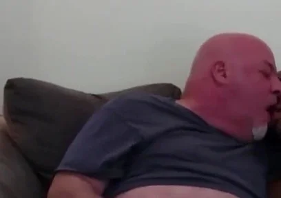 Caught by Neighbor! Jerking BBC Gets a Surprise When Neighbor Stops Over!