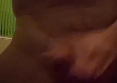 Bubbles101 Wanking with Butt Plug in Ass to Cum