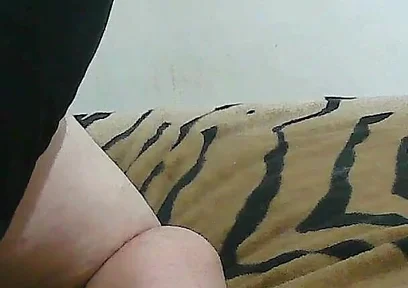 I Want to Get on All Fours 2024 HD
