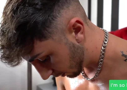 Brunette Guy Jerkoff
