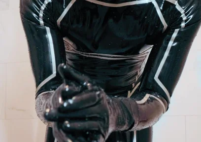 Rubber Shower Series 5