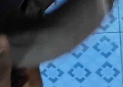 Tamil10inches BBC Splash Piss Session
