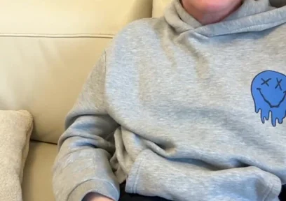 I Cum While My Friends Are in the Other Room. I Cum with Moans.