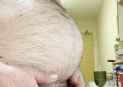 Coach Karl's Mid-afternoon Stiffy During a Live Cam Show 6231