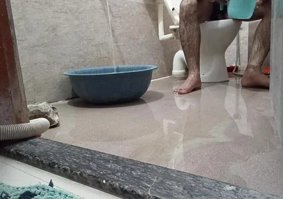 Who Would Like to Take a Nude Bath with Me?