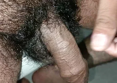Lambe Ghane Kale Bal Wala Penis