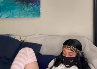 CD Solo Shaking Ass W Cumshot