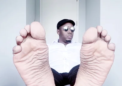 Male Soles in the Office (3 (2026)