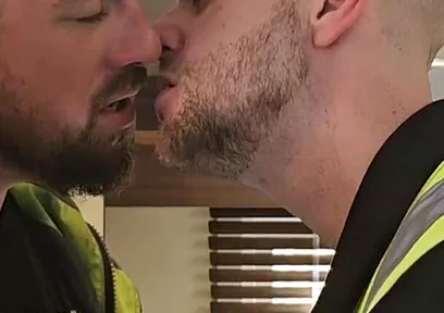 A Gay Tradies Confession
