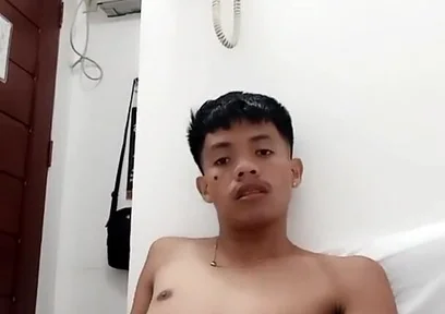 Stepdaddy’s Hot Twink Jerks off While Begging for Cum