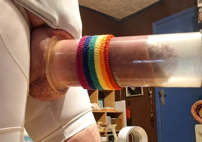 Extreme Penis Pumping