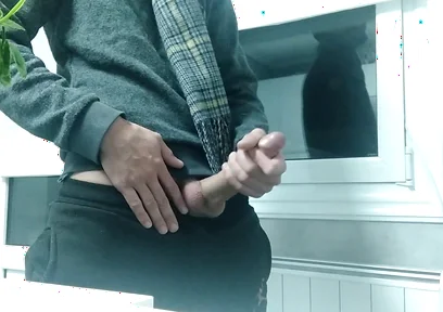Big Cock Guy with His Scarf, He Is Cold and He Jerks off and Cums to Get Warm