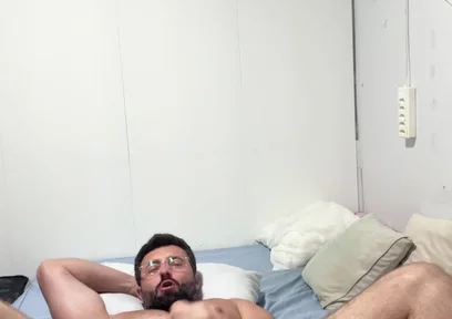 Showing the Big Dick