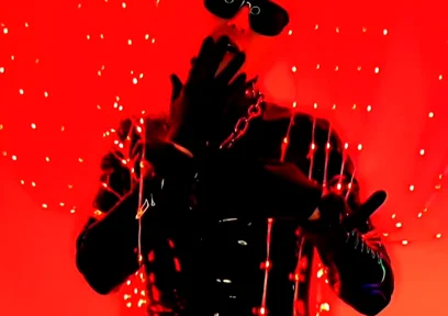 Rubber Musik Video
