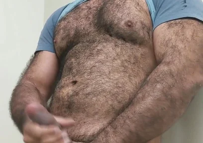 I really needed to rub one out while at work...