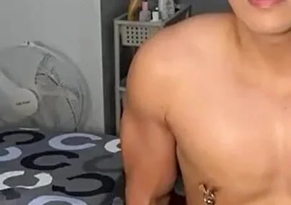 Filipino Twink Dances Naked in His Bedroom