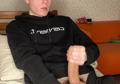 Young Guy’s Epic Cumshot Reveal