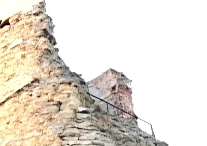 BJörn and Jean Discovered More Than Just Old Castle Ruins