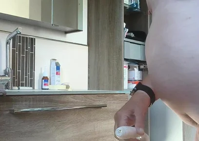 Shave toilet, Belt
