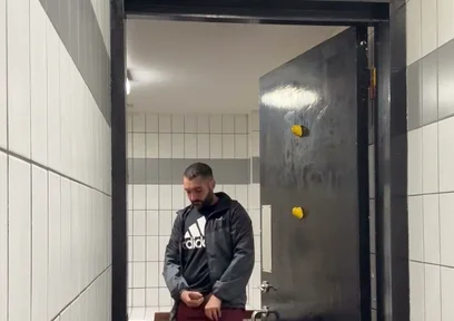 I Always Get Horny in Public Toilets