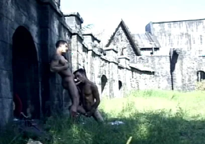 Young Hung Muscle Stud Pounds His Lover Anal Outdoors and Shoots a Thick Cumshot