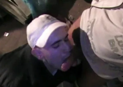 French xxl cock sucking