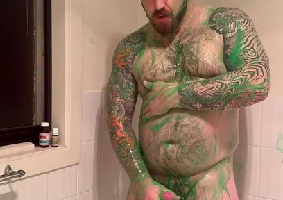 Chubby Bear Covers Himself in Slime and Jerks off