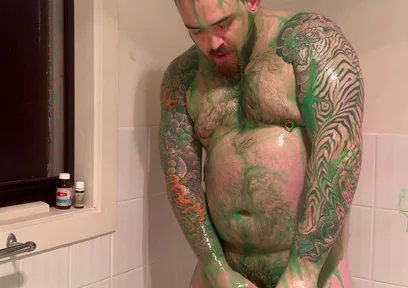 Chubby Bear Covers Himself in Slime and Jerks off