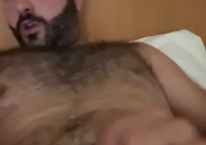 Who Gets Horny in Hotels?