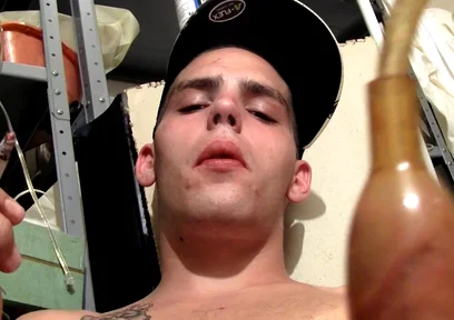Drac Smoke & Massive Cum!