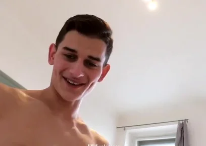 Il Se Fait Payer Pour Baiser Un Mec