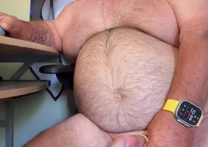 Mark Fletcher Shooting a Nice Load in a Condom