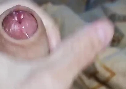 Very Powerful Arousal and Moaning Masturbation Close-up!