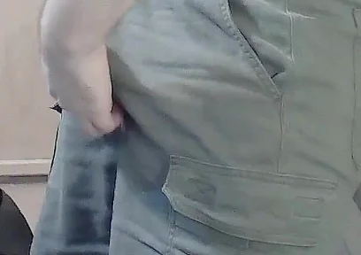 Hot Stud Goes Commando During Leg Day